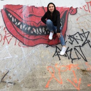 Meet your Posher, Isabella